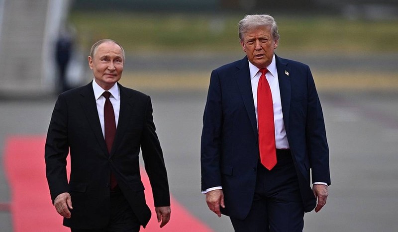 Vladimir Putin și Donald Trump în Alaska. Poză cu caracter ilustrativ. Foto: Hepta