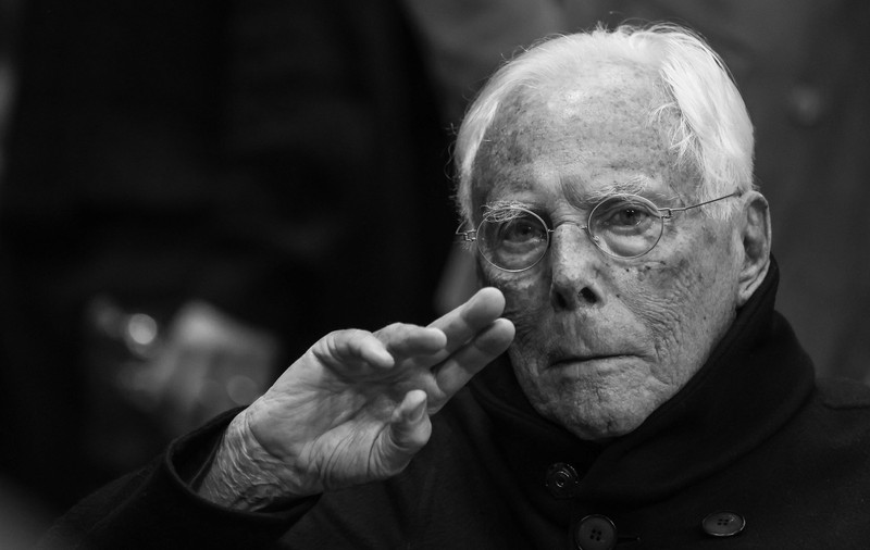 Giorgio Armani a murit la 91 de ani. Renumitul designer de modă lasă în urmă o moștenire impresionantă