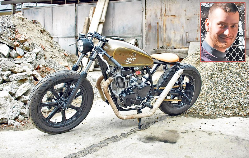 Un tânăr din Bistriţa şi-a construit motocicleta preferată singur