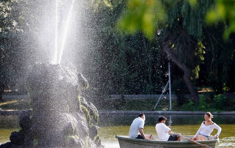 București, de la caniculă sufocantă la vijelii cu grindină și ploi torențiale