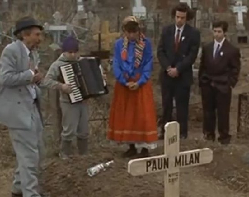 Filmare de mult uitată cu Adi Minune. La 22 de ani cânta la mormântul unui lăutar în "Gadjo Dilo" | VIDEO