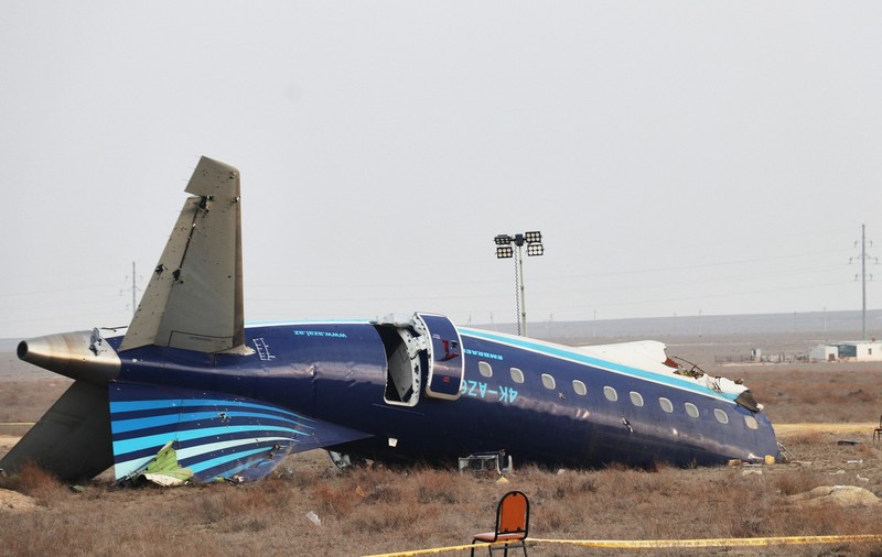 UE cere o investigație independentă cu privire la prăbușirea avionului din Kazahstan: „Îndemn la o anchetă internațională rapidă”