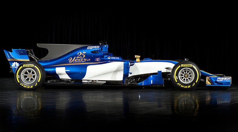 Monopostul Sauber pentru sezonul 2017 al Formulei 1 este dotat, de asemenea, cu ”aripioară”. (FOTO: EPA)