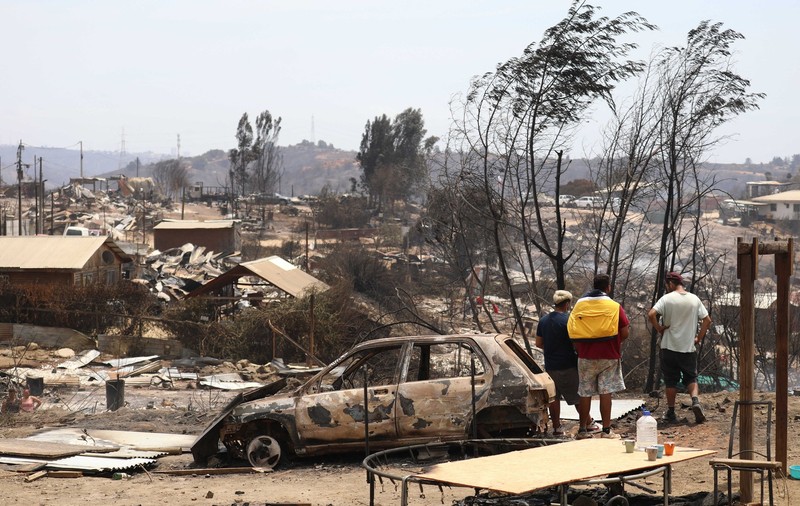 Chile se confruntă cu „cea mai mare tragedie din 2010”. Cel puţin 112 morţi în urma unor incendii de vegetație