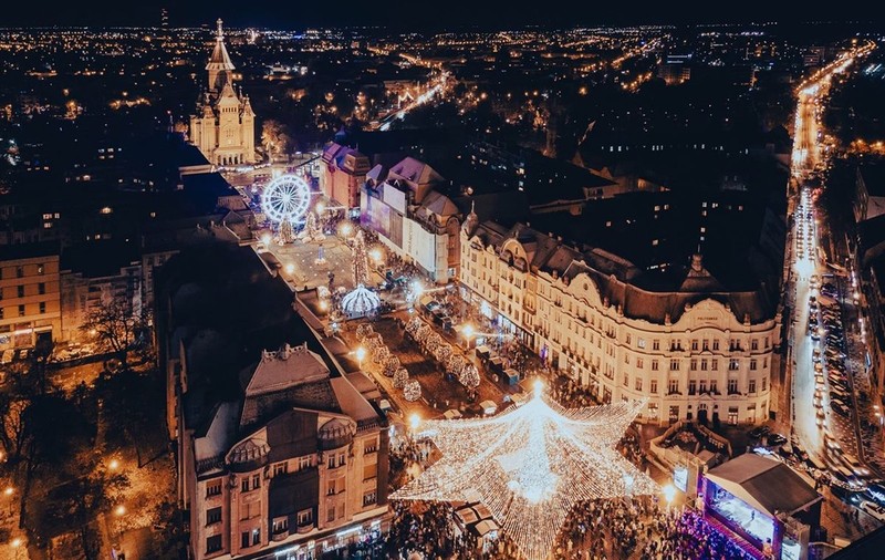 Târgul de Crăciun din Timișoara se deschide de Sfântul Andrei, cu o lună înaintea Sărbătorilor de Iarnă