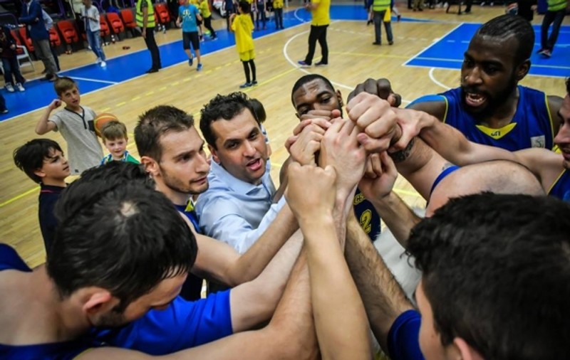 CSU Sibiu conduce pe CSM Oradea, în finala mică a Ligii Naționale de baschet. Finala mare, de vineri