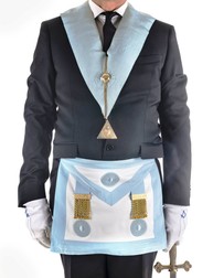 freemason in studio