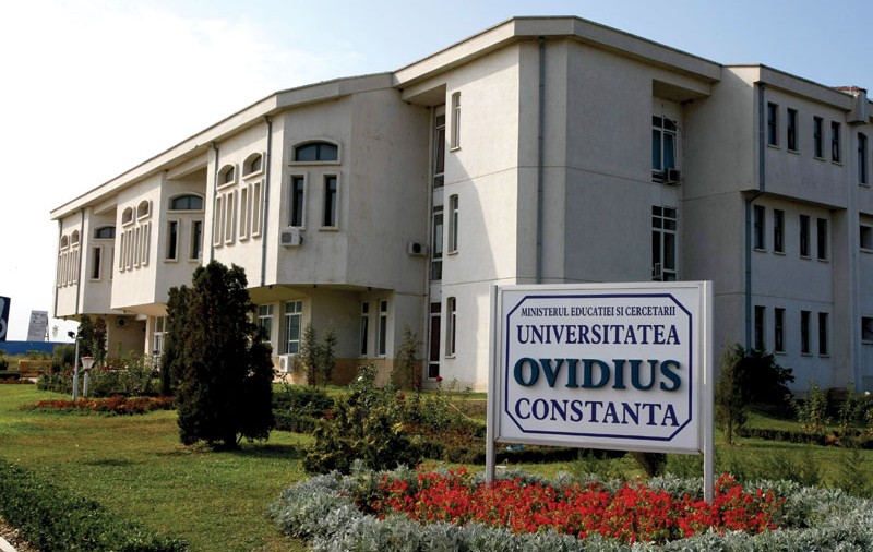 Un profesor de la Universitatea Ovidius, incendiat de un student care obținuse notă mică la examen