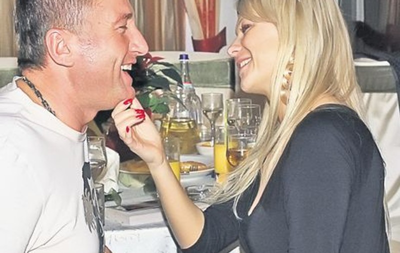 Simona Sensual se ţine tare: "Nu-l mai vreau pe Maharu! L-am refuzat"