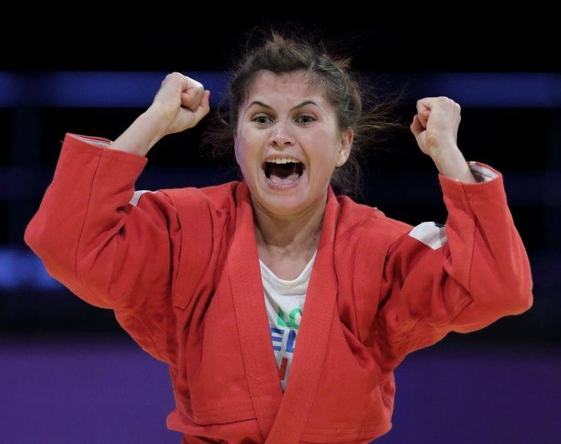 Luptătoarea de sambo Daniela Hondiu; ”Aș fi dansat pe saltea dacă luam aurul!”