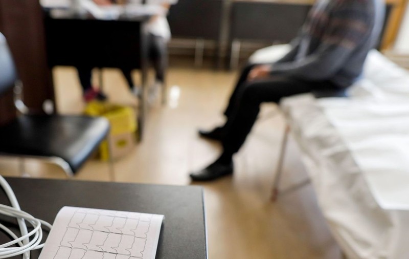 Pacientul cu cancer din România beneficiază de tratament oncologic gratuit, chiar și fără asigurare de sănătate. Care sunt pașii