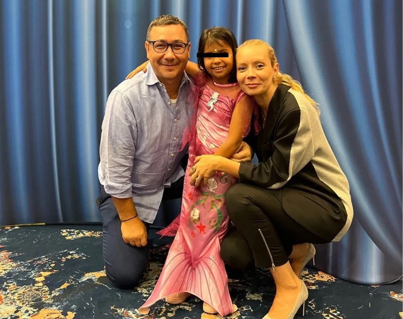 Daciana Sârbu, despre dificultățile pe care le-a întâmpinat cu fetița adoptată de ea și Victor Ponta: „Am fost și pregătiți, ajutați de psihologi”