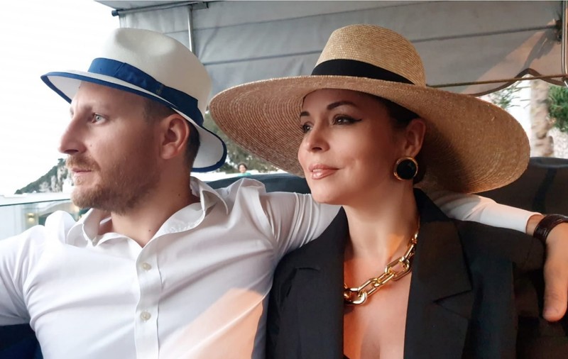 Reacția Andreei Marin după ce s-a spus că s-a căsătorit în secret cu Adrian Brâncoveanu. „Sunt imagini superbe, foarte frumoase”