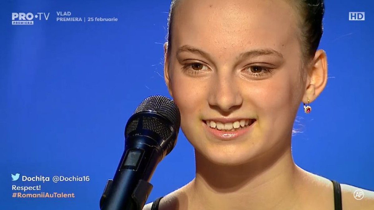 Povestea impresionantă a unei concurente de la Românii au talent. Diagnosticată cu cancer, cu un picior amputat, a făcut show pe scenă | FOTO