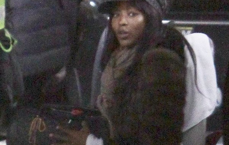 Naomi Campbell, în scaun cu rotile. Vezi ce a pățit modelul! | FOTO