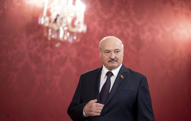 Sovietizare, represiune și săruturi pentru Moscova: cum a supraviețuit Aleksandr Lukașenko timp de 26 de ani la cârma Belarusului