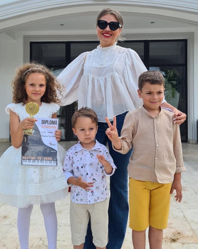 Decizia luată de Mirela Vaida și soțul ei după 13 ani de căsnicie. „Am zis gata, nu se mai poate”