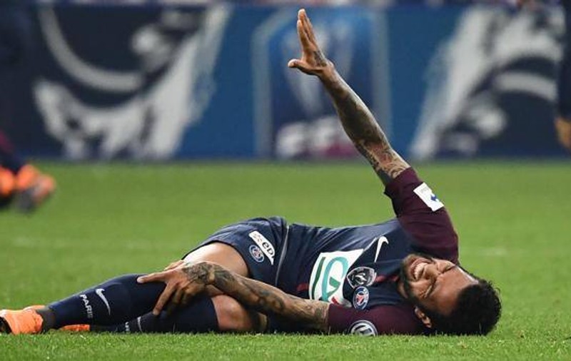Dani Alves ratează Campionatul Mondial. Brazilia merge în Rusia fără căpitan