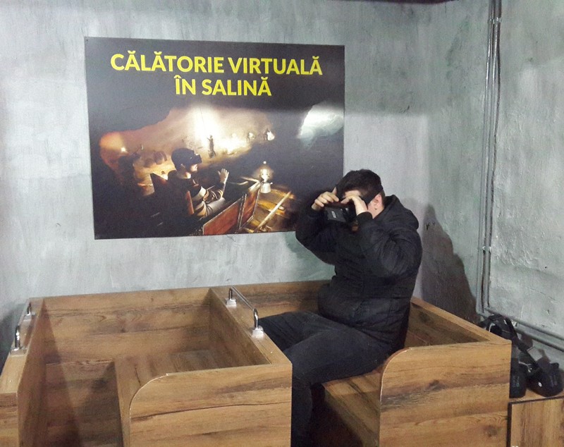 REPORTAJ/Salina Slănic e lăsată de izbeliște, dar turiștii sunt invitați să facă un tur virtual al minei de sare ...la muzeu