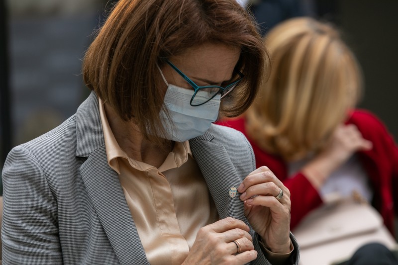 Doar consilierii noi se bucură de insignele de la CGMB