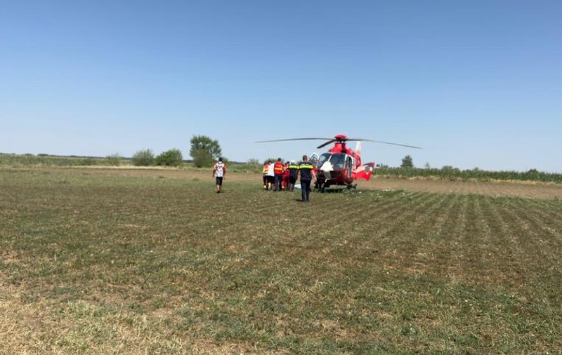 Un parașutist a murit după ce a căzut la aterizare pe pista Aerodromului Clinceni