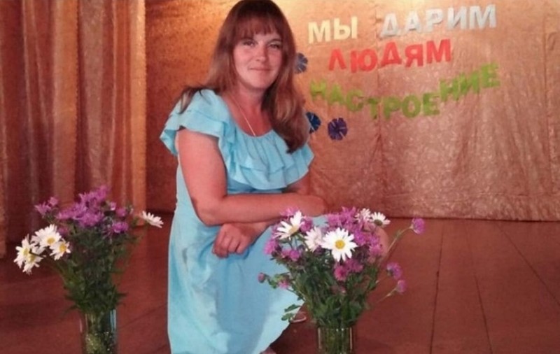 O femeie de serviciu, aleasă primar într-o localitate din Rusia. Fostul edil a rugat-o să se înscrie pe liste pentru că nu avea contracandidat
