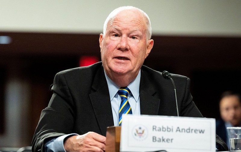Rabinul Andrew Baker, director în Comitetul Evreiesc American: „Liderii AUR readuc aceeași viziune a epocii fasciste. Așa ceva nu poate fi acceptat” 