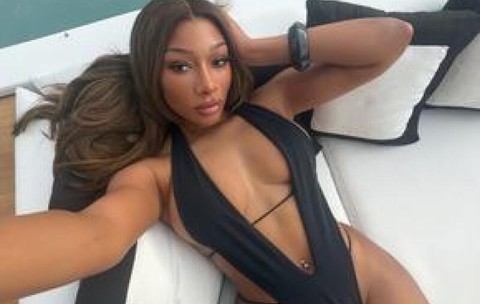 Artista cu peste 32 de milioane de urmăritori îl acuză pe jucător: „Cum să o spun delicat?”