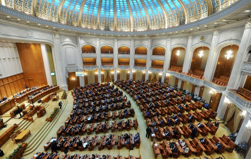 Senatul a adoptat majorarea impozitelor pe proprietate cu 50%. Proiectul va fi dezbătut de Camera Deputaților