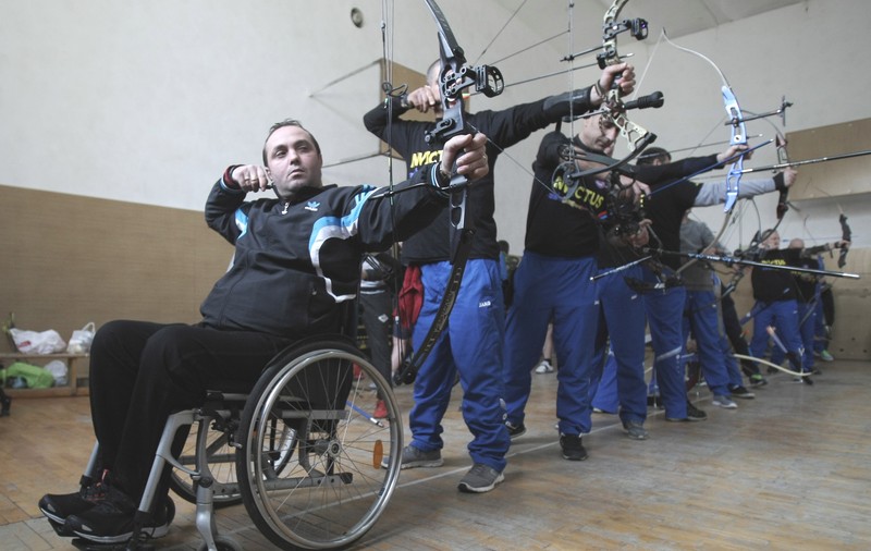 EXCLUSIV. Viaţa veteranilor români răniţi în Afganistan şi Irak. Supravieţuitorii războiului luptă în arenele sportive / VIDEO
