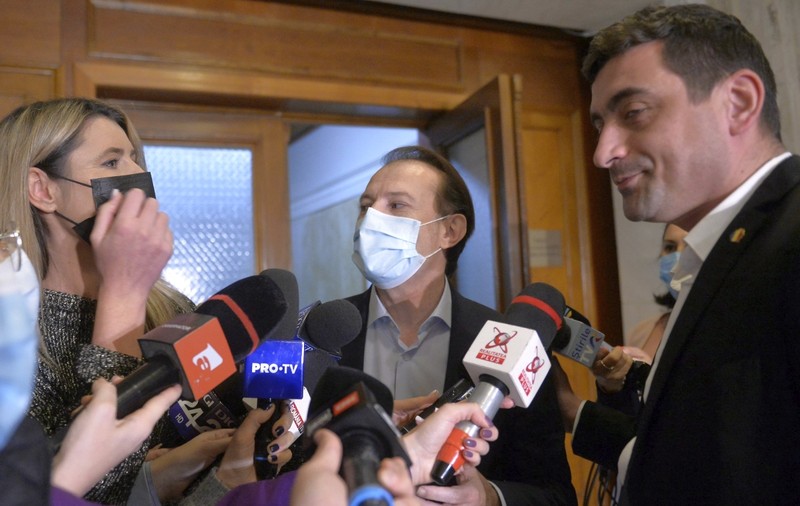 Cîțu, după ce Simion l-a agresat pe Virgil Popescu: „Când lași liberi astfel de oameni violenți, ei vor fi din ce în ce mai agresivi”