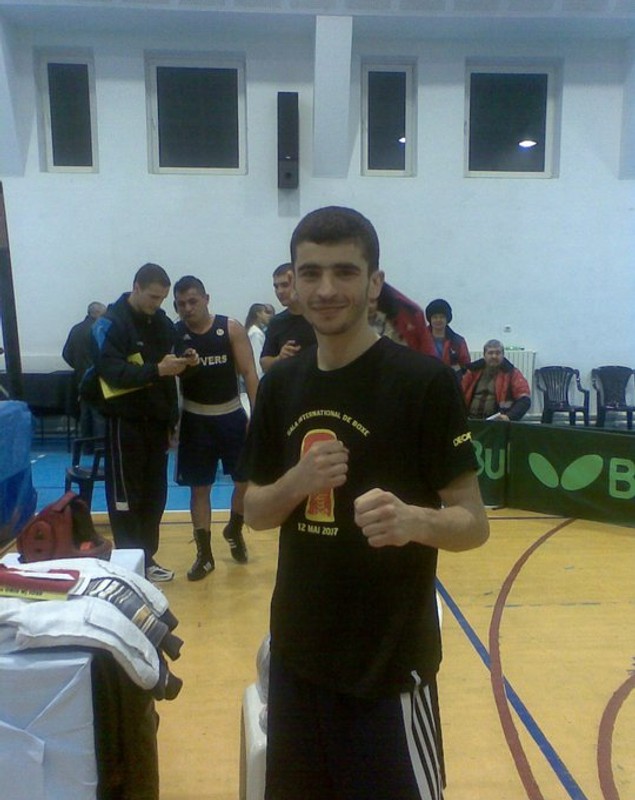 Vasile Sandu, pugilistul român carne de tun în Spania, a fost cvintuplu campion național de seniori și bronz european! ”Și-a bătut joc de talentul lui. Acum e doar actor!” FOTO&VIDEO