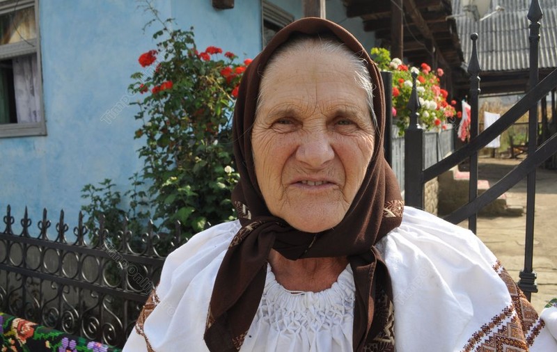 Strănepoata lui George Coşbuc, ajunsă de 80 de ani, îi recită poeziile deși nu știe carte