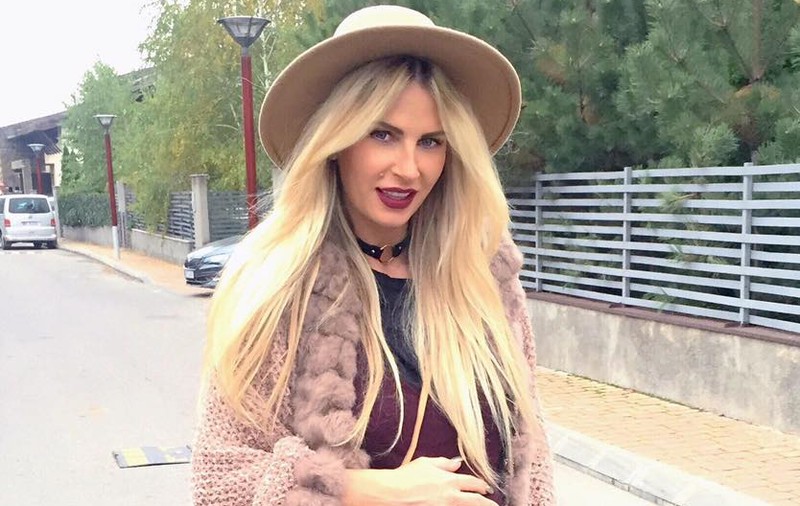 Andreea Bănică a născut! Prima imagine cu bebelușul artistei