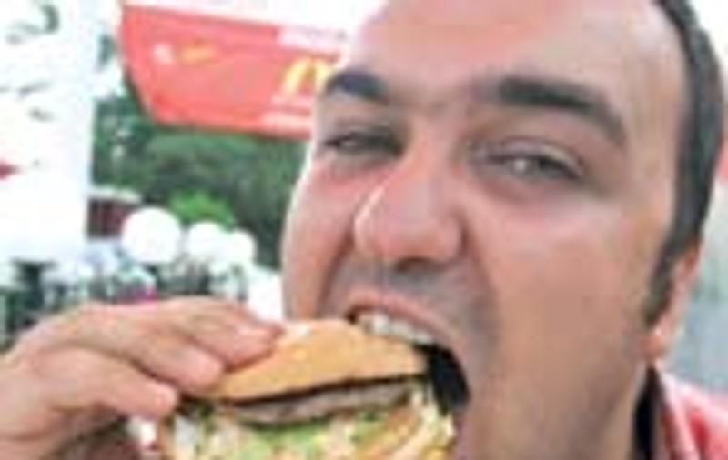 Muncim o ora pentru un Big Mac