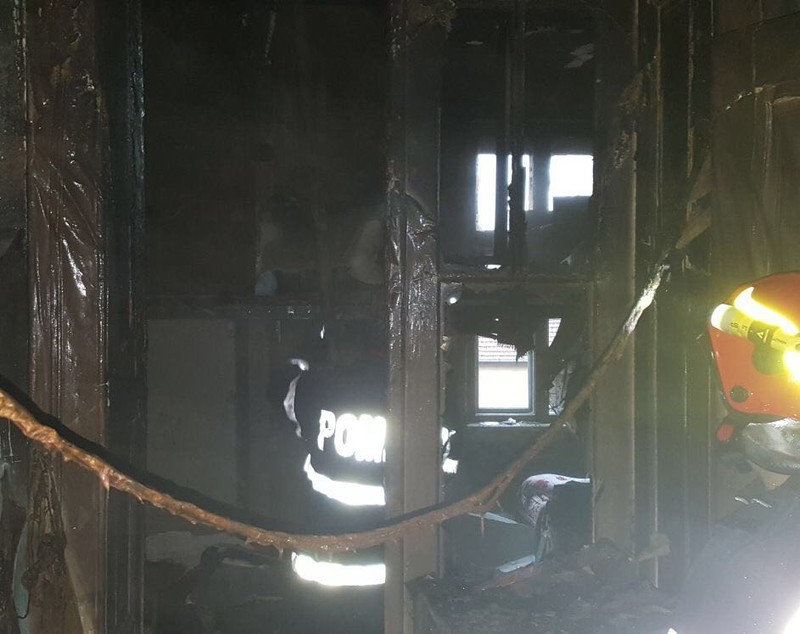UPDATE: Un bărbat din Timișoara a incendiat casa fostei soții în timp ce femeia era la cumpărături. Bărbatul a fost reținut