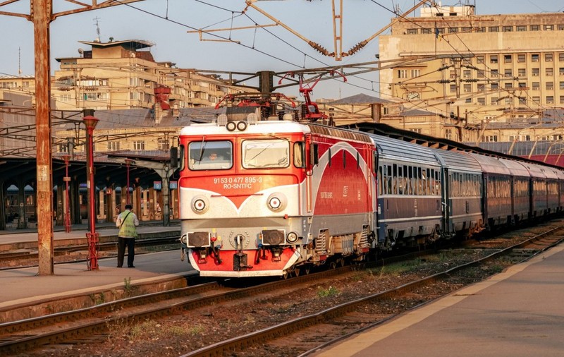 CFR Călători, precizări privind circulaţia trenurilor spre Ungaria şi Austria, după deraierea de la gara Budapesta Keleti
