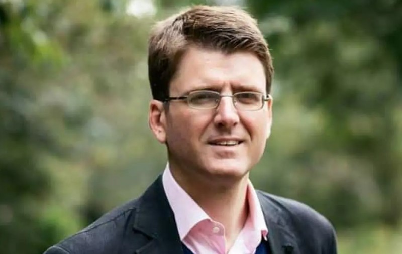 Curtea de Apel Bucureşti a revocat definitiv mandatul european de arestare emis pe numele lui Alexander Adamescu. Pentru ce fusese trimis în judecată