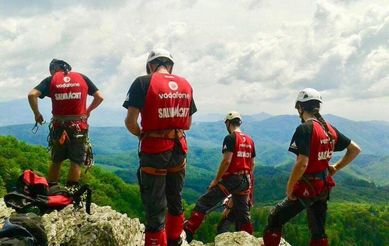 Un turist căutat de trei zile pe munte era de fapt acasă, dar nu a mai anunțat salvamontiștii pe care tot el îi alertase