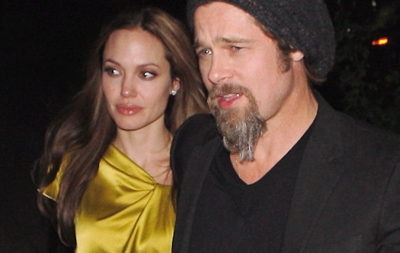 Angelina Jolie şi Brad Pitt, rugaţi de copii să se căsătorească