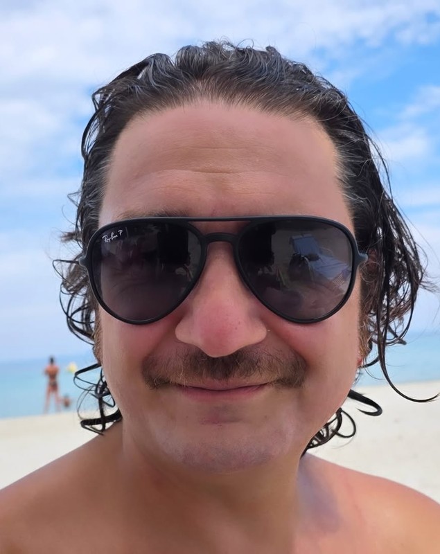 Ce s-a întâmplat cu Florin Dumitrescu în vacanță: „Sunt într-o situație disperată, apelez la voi! Am nevoie de ajutor, deja îmi e rușine”