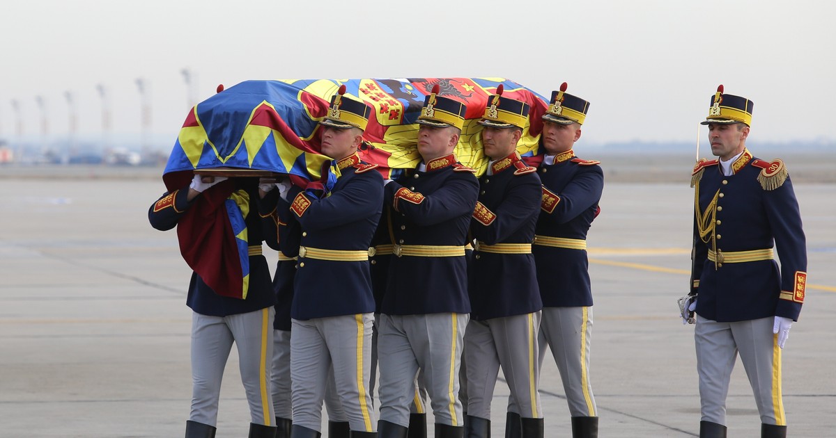 Pe unde trece cortegiul funerar al Regelui Mihai