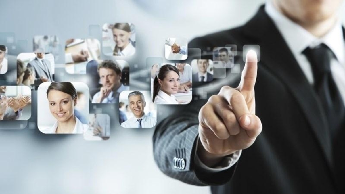 eJobs: Aproape jumătate dintre candidații din România sunt în București. Clujul vine tare din urmă, iar acum avem bucureșteni care se mută la Cluj. Angajați IT