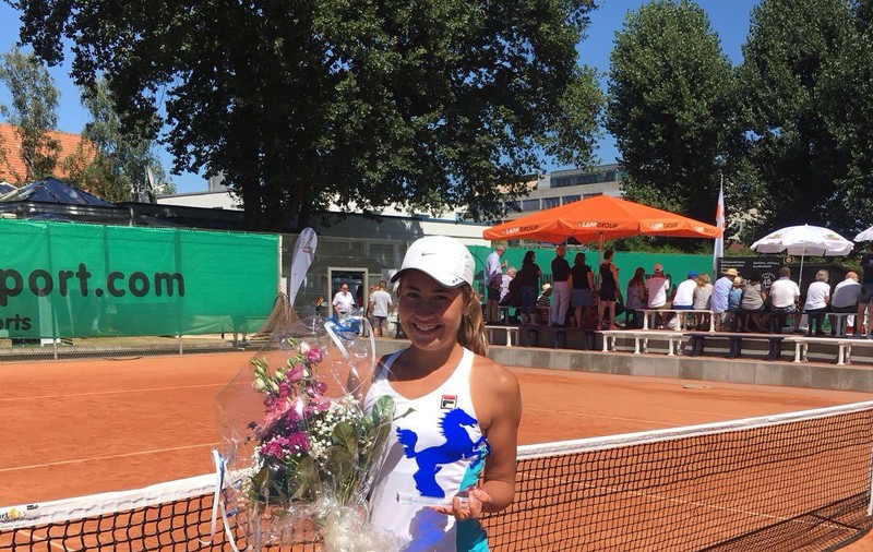 Irina Fetecău a câștigat proba de dublu a turneului ITF de la Stuttgart-Vaihingen / GALERIE FOTO