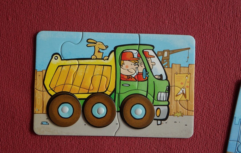 7 Beneficii ale puzzle-urilor în dezvoltarea copiilor