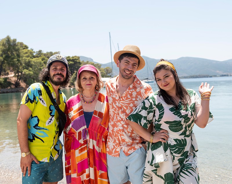 Mircea Bravo filmează „Moartea în vacanță”, al treilea lungmetraj din carieră, în Grecia. Cine interpretează personajele principale