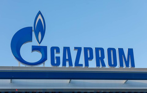 Aleksandar Vučić a anunțat că licența de operare pentru NIS nu va fi prelungită, rafinăria de petrol va fi închisă. Cum poate fi afectată România