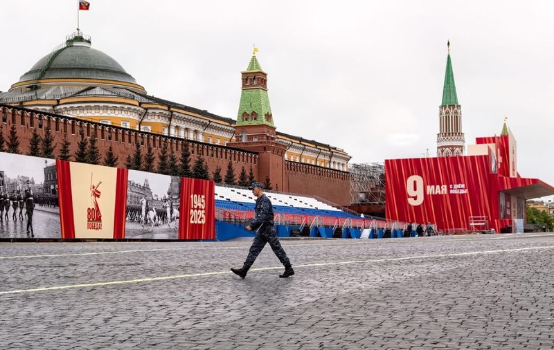 O firmă din Rusia a fost linșată online după ce și-a modificat programul pentru Ziua Victoriei: „A fost o greșeală oribilă”