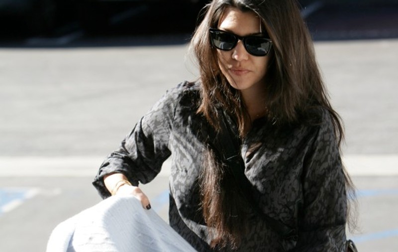 Kourtney Kardashian, supărată că o revistă i-a modificat pozele