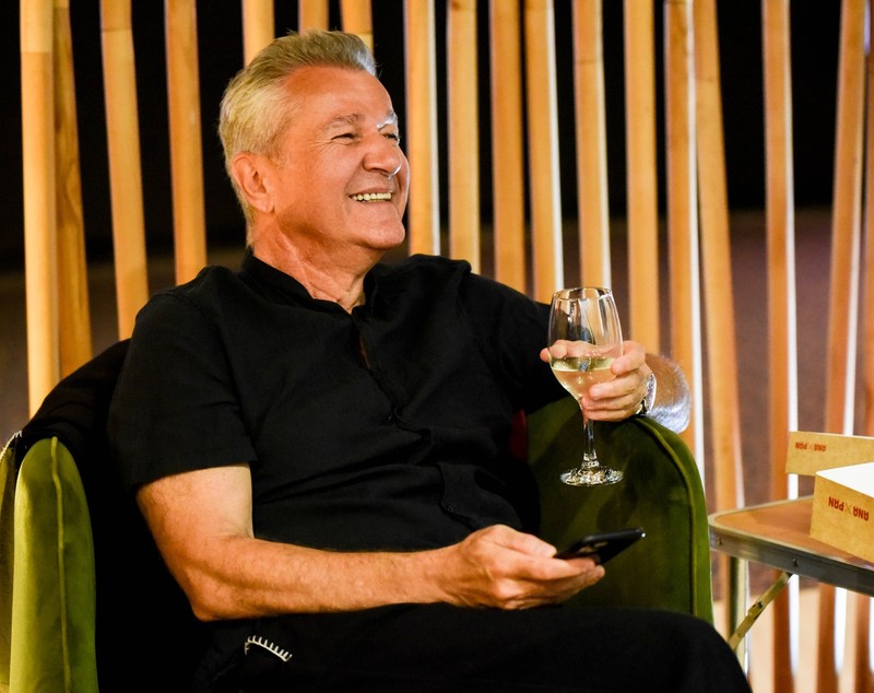 Ce pensie ar urma să primească Dan Bittman: „Dragi pensionari, o să fiu alături de dumneavoastră. Să luptăm”. Cântă de mai bine de 40 de ani
